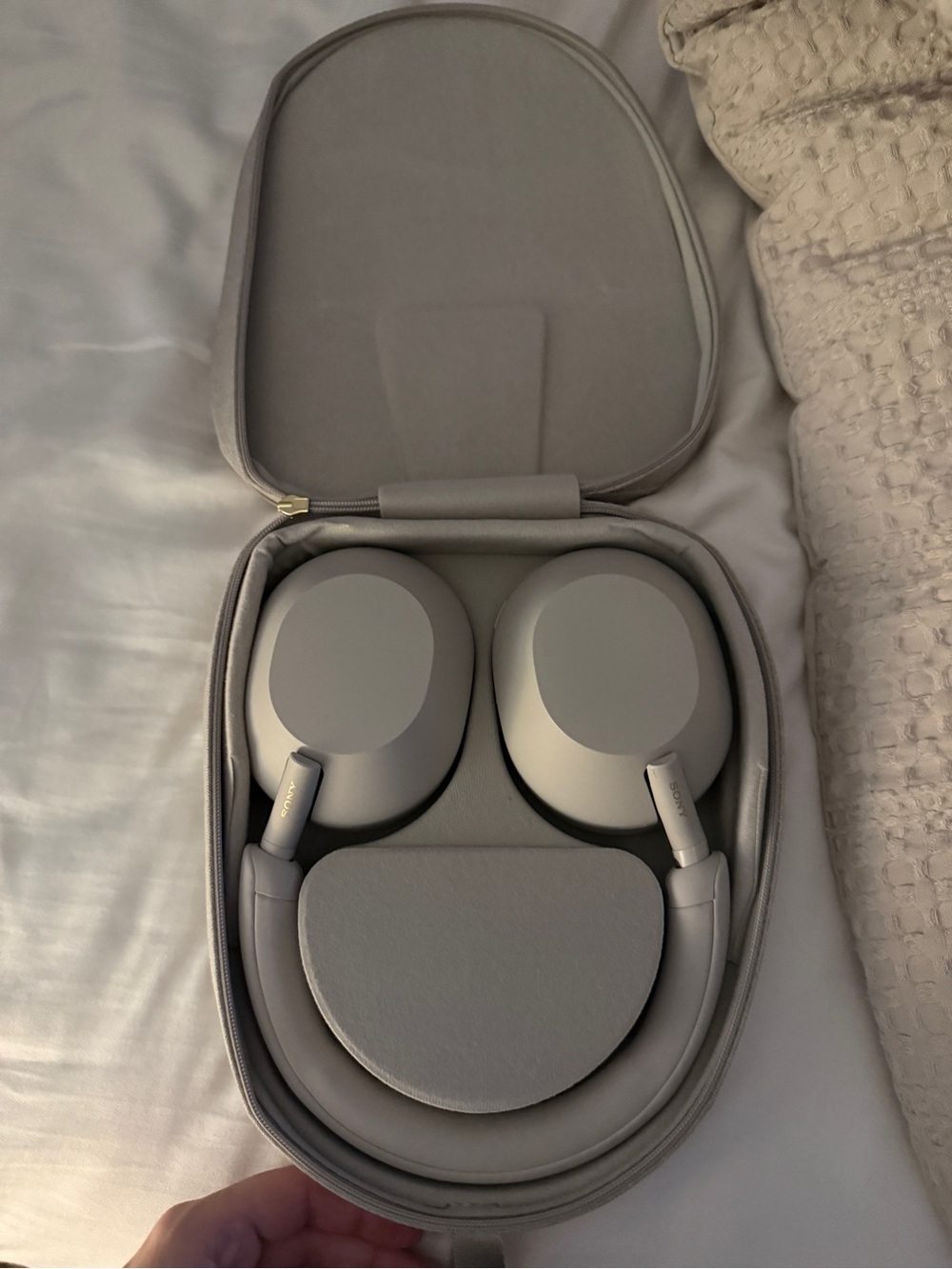 Sony WH-1000XM5 Noise Cancelling Headphones